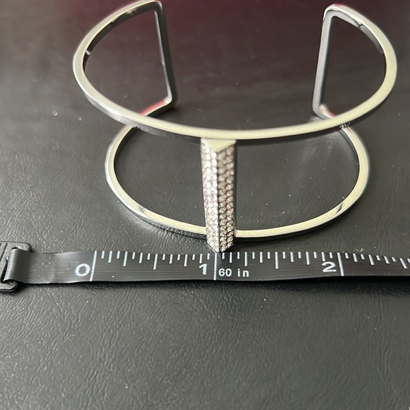 HENRI BENDEL LUXE SILVER TONE HARNESS CUFF ENHANCED WITH CRYSTALS - Picture 4 of 4